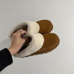 Koolaburra Tan Tizzey Slippers